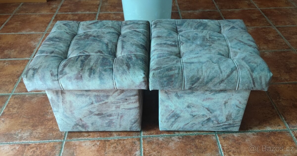 Dva kvalitní taburety otevírací s úložným prostorem. Bezvadn