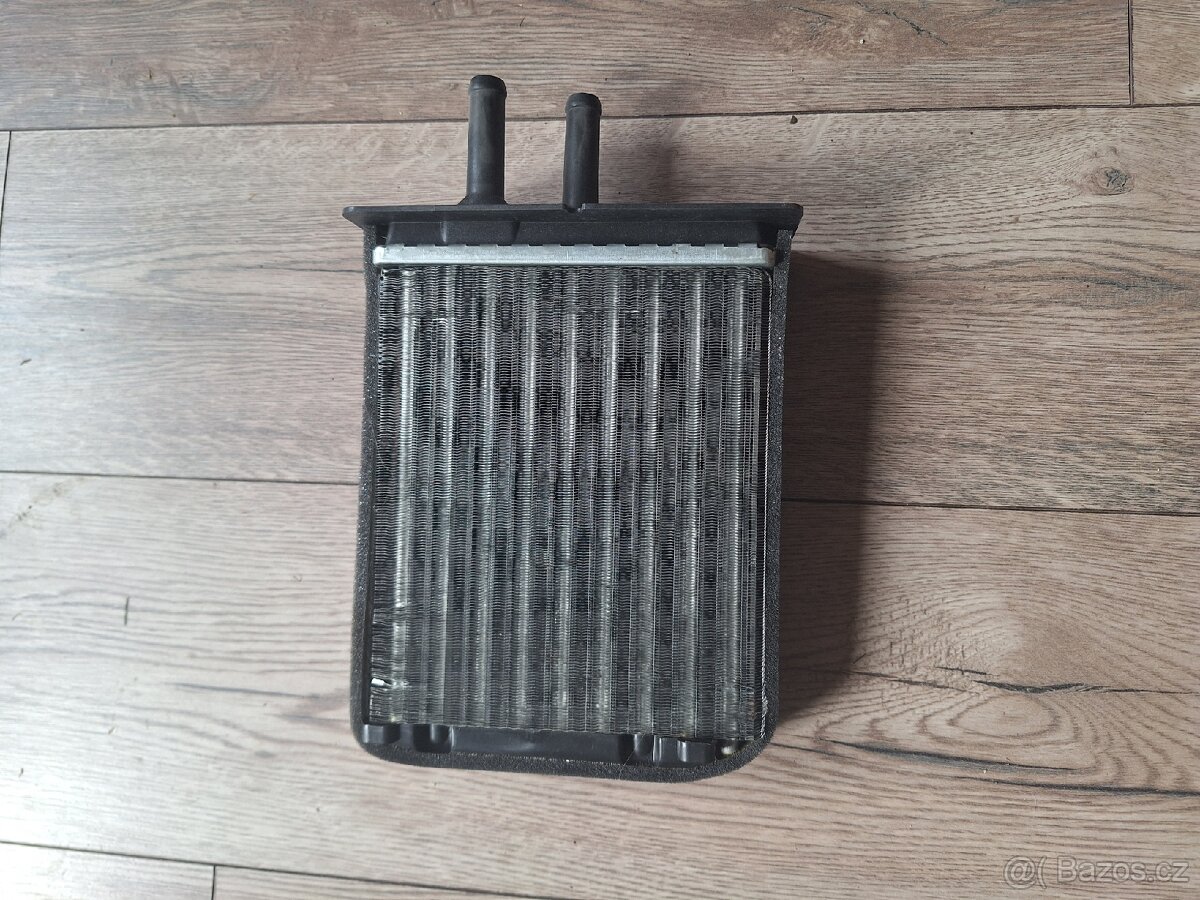 Radiator topení Fiat Lancia