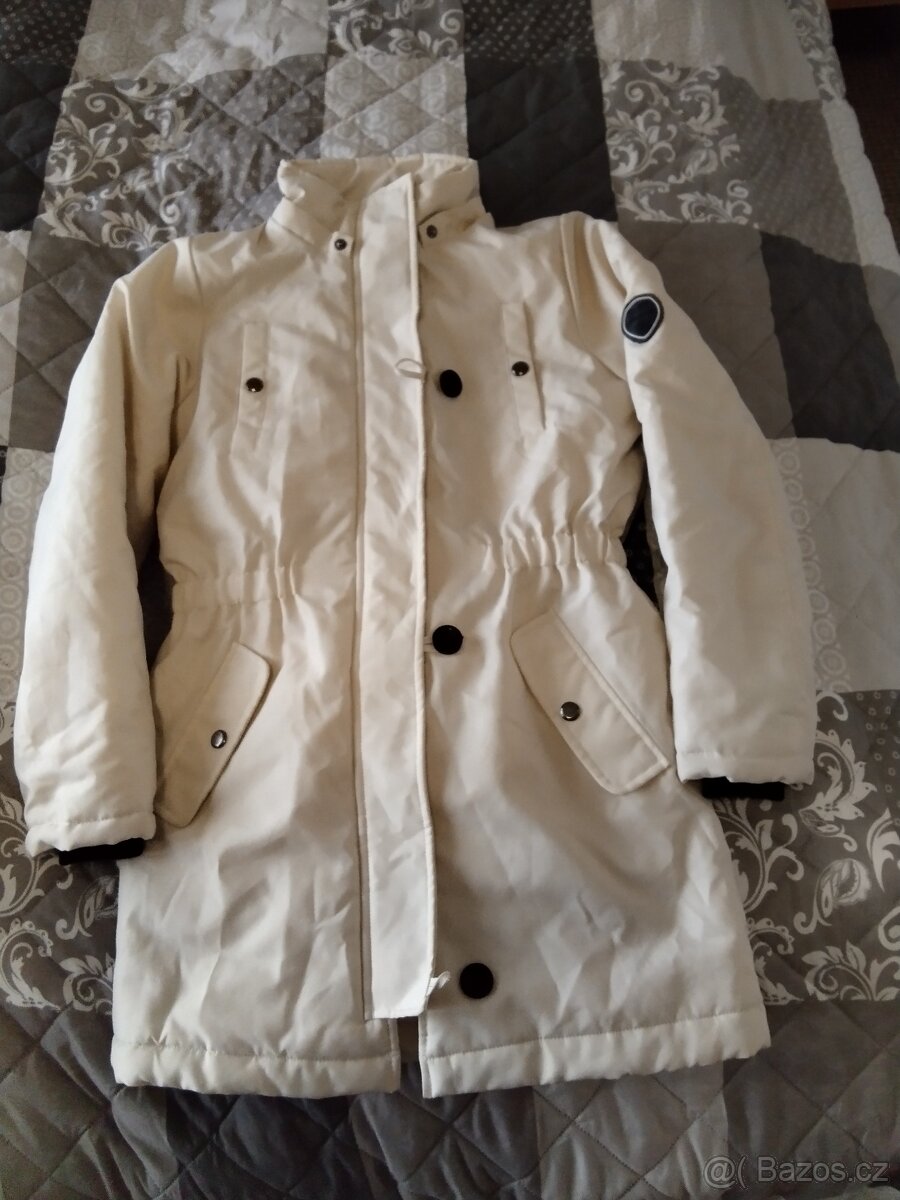 Zimní dívčí bunda