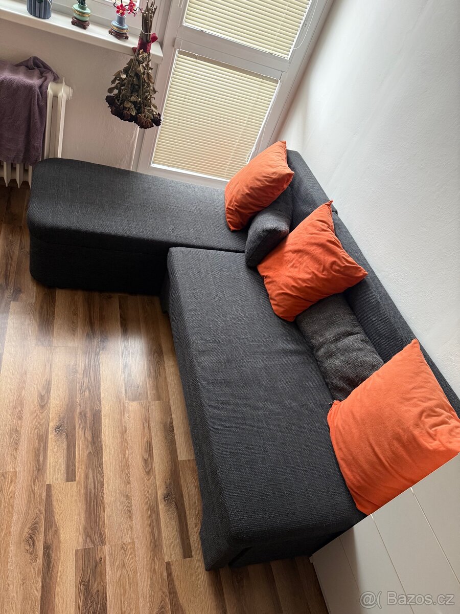 Malý gauč ve tvaru L