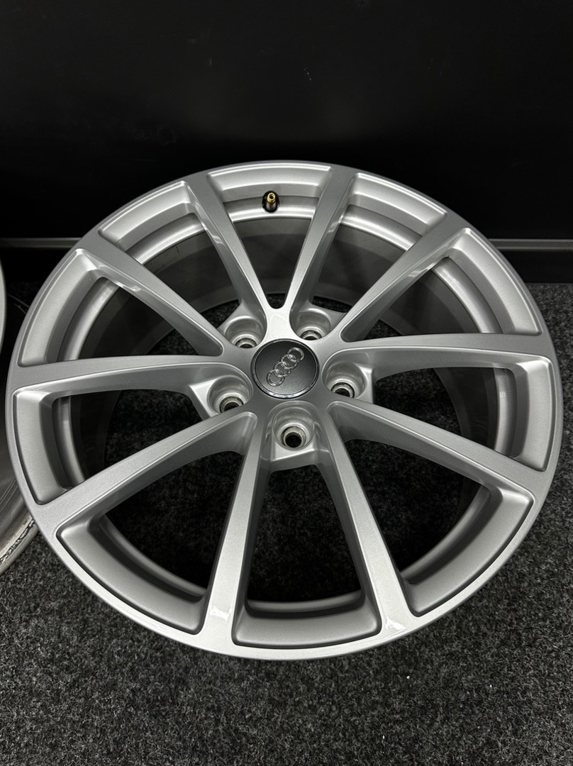 Alu Audi 5x112 17” 4K0601025