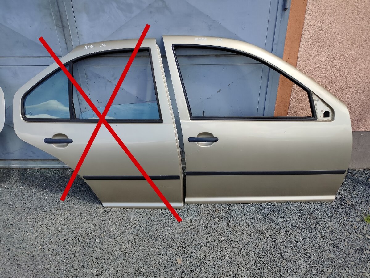 Pravé přední dveře VW Bora - zlaté - kompletní