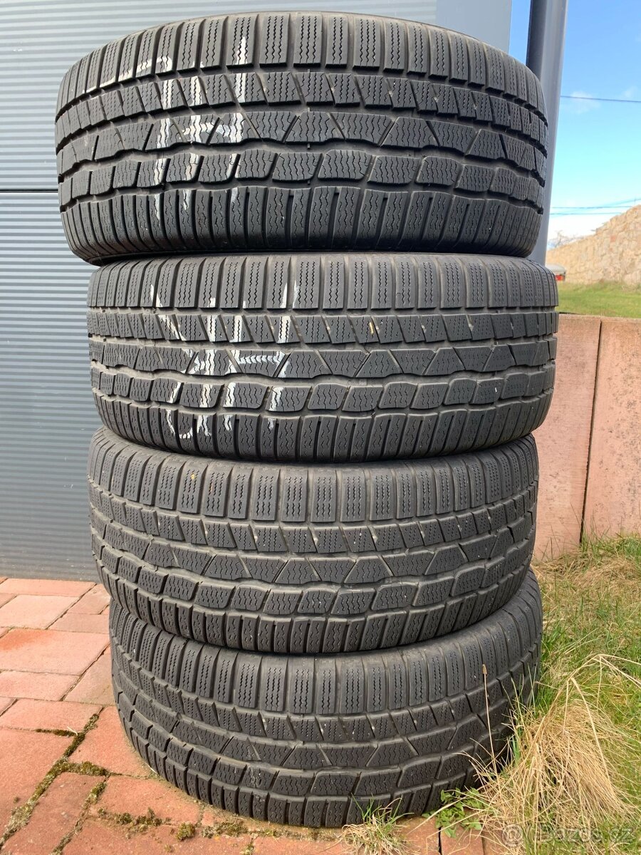 Pneu 225/55 R16