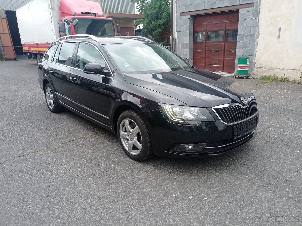 ŠKODA Superb 2 combi 2.0 TDI CR 103kW DSG NAVIGACE KRÁSNÝ.