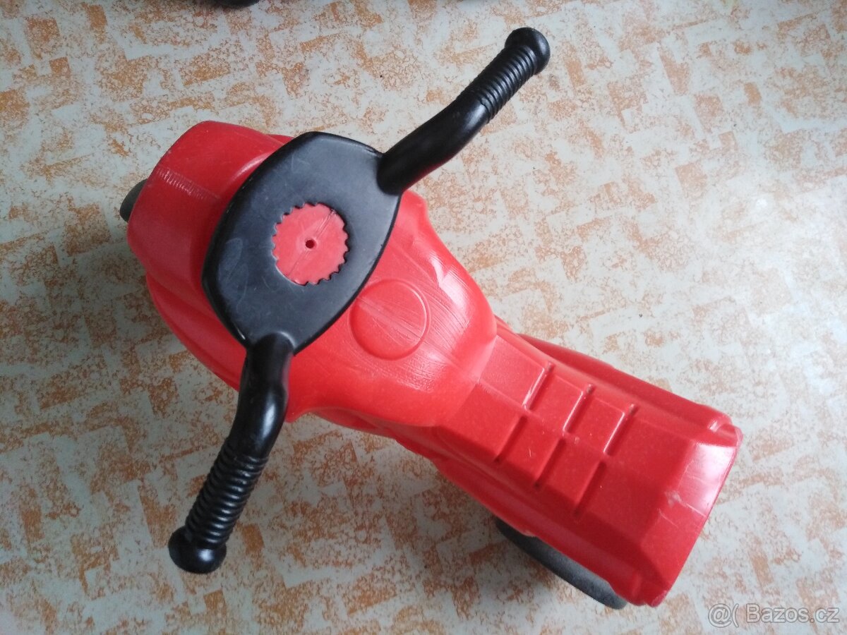 Odrážedlo motorka