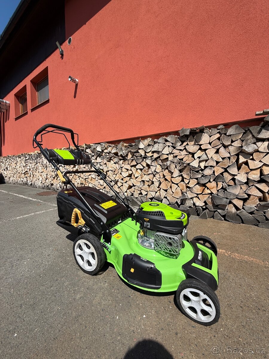 Sekačka Fieldmann