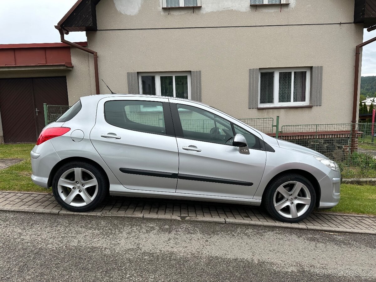 Prodám Peugeot 308 1,6 benzin 88 kW , 2009