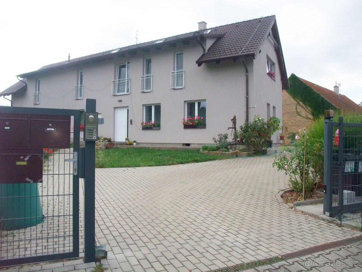 Byt 2+1 se zahradou v Květnici Praha východ