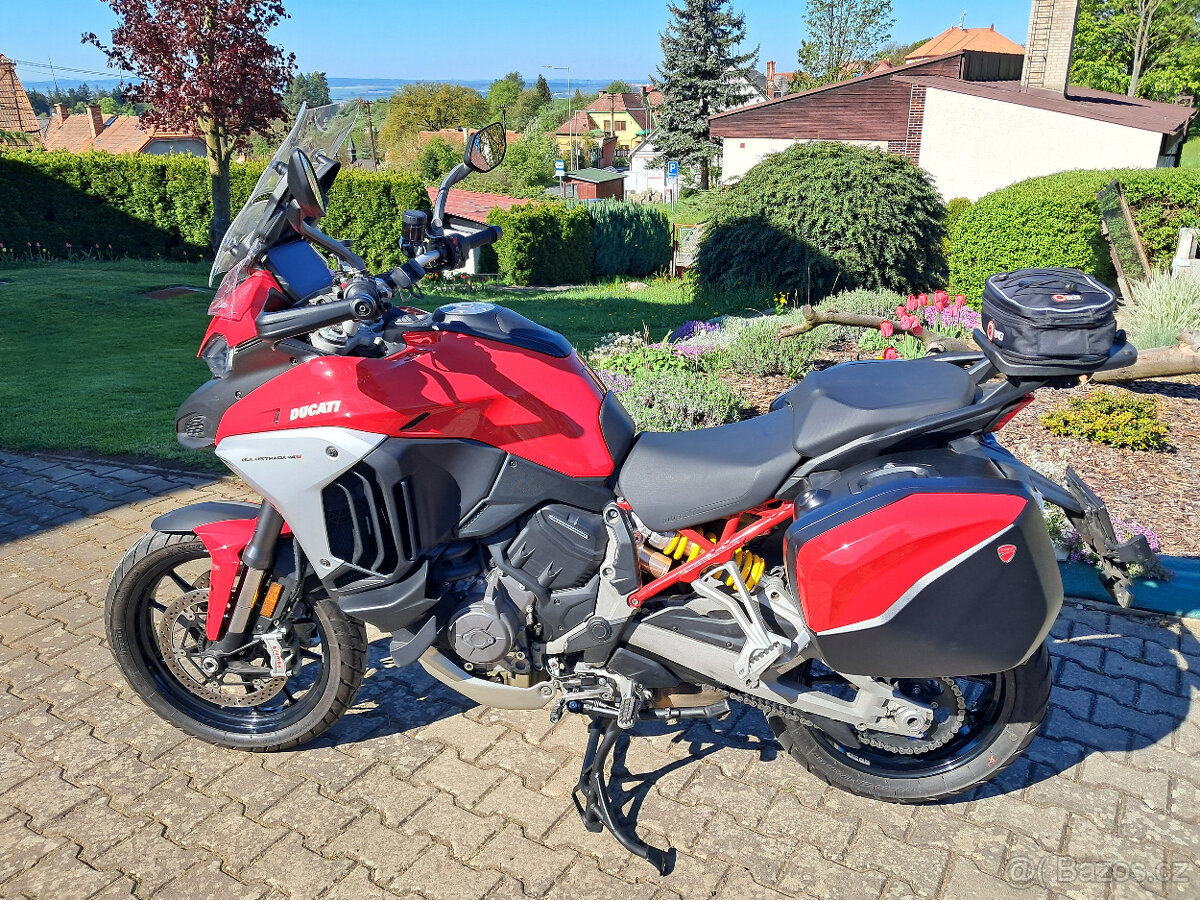 Ducati Multistrada V4 / S
