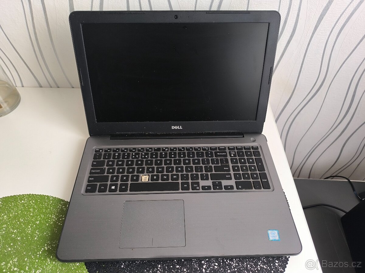 DELL Inspiron 5567 P66F001 Intel Core i7