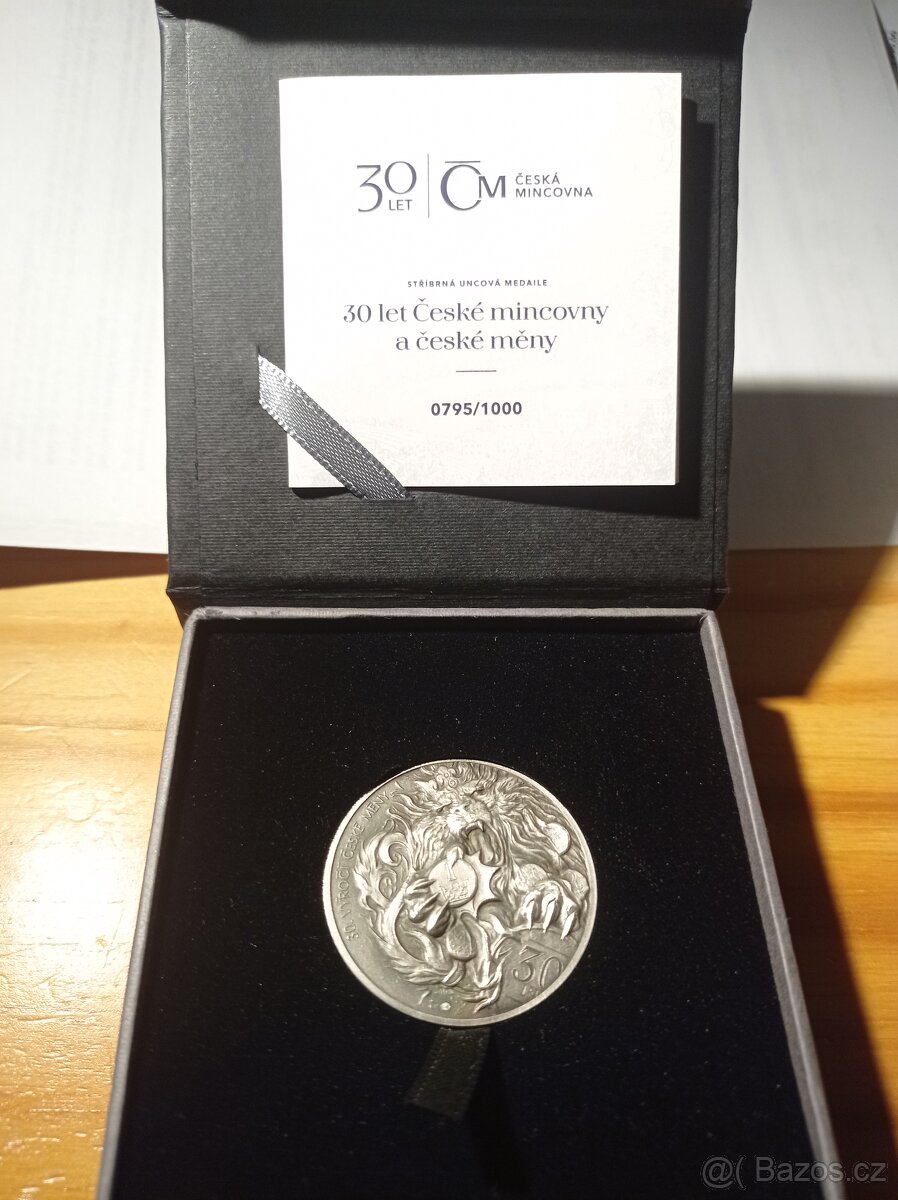 STŘÍBRNÁ UNCOVÁ MEDAILE 30 LET ČM A ČESKÉ MĚNY