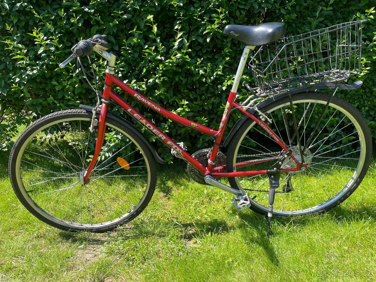 Dámské trekingové jízdní kolo