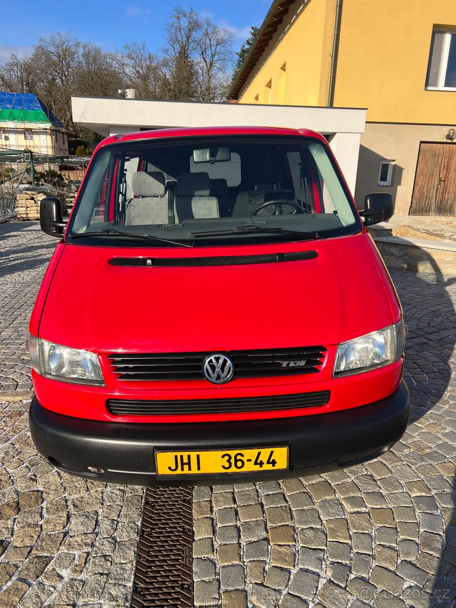 VW Transporter 2.5 TDi 75 kW