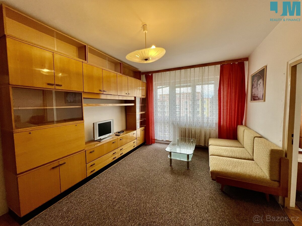 Pronájem bytu 4+1 63 m2, Vsetín, ev.č. 01840