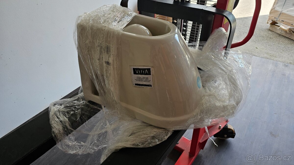 závěsné wc Vitra
