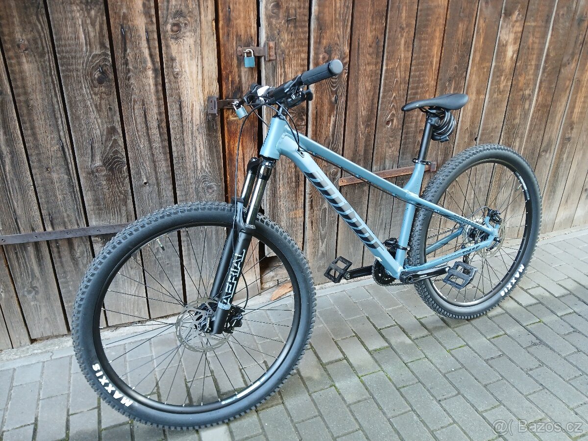 Horské kolo Trail Author Versus 2.0 29