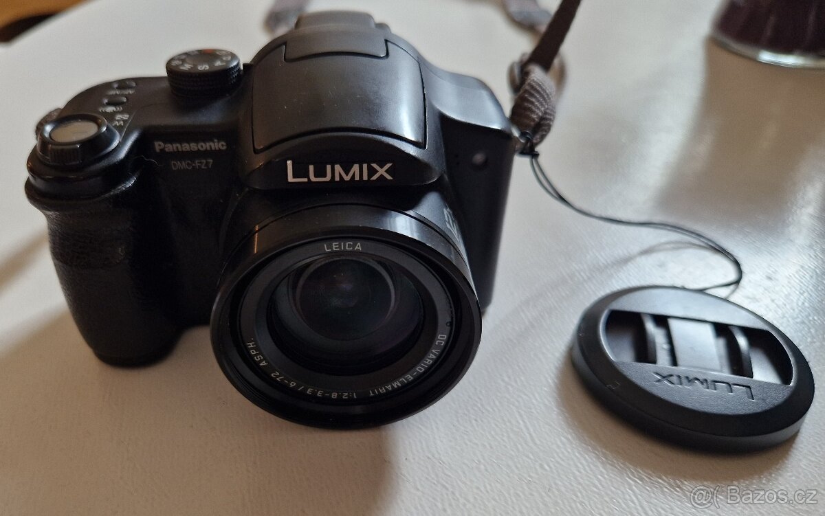 Téměř nepoužitý Panasonic Lumix FZ7
