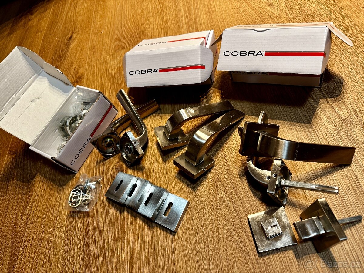 3x Kliky / Rozetové kování Cobra Vera-S