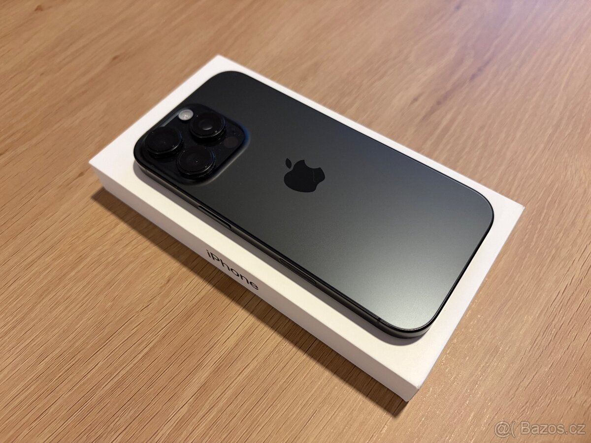 Apple iPhone 16 Pro 128GB černý titan