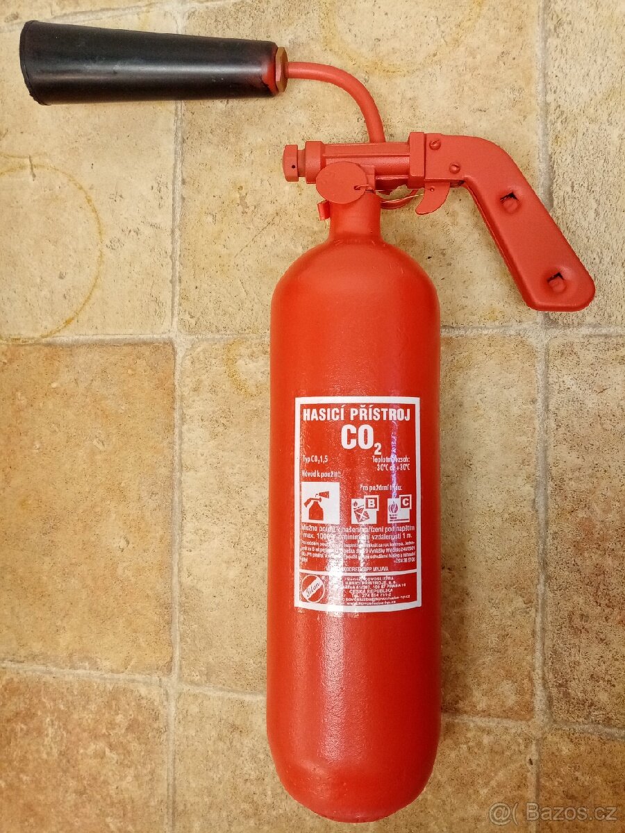 Hasicí přístroj sněhový CO2 2L (čisté hasivo)