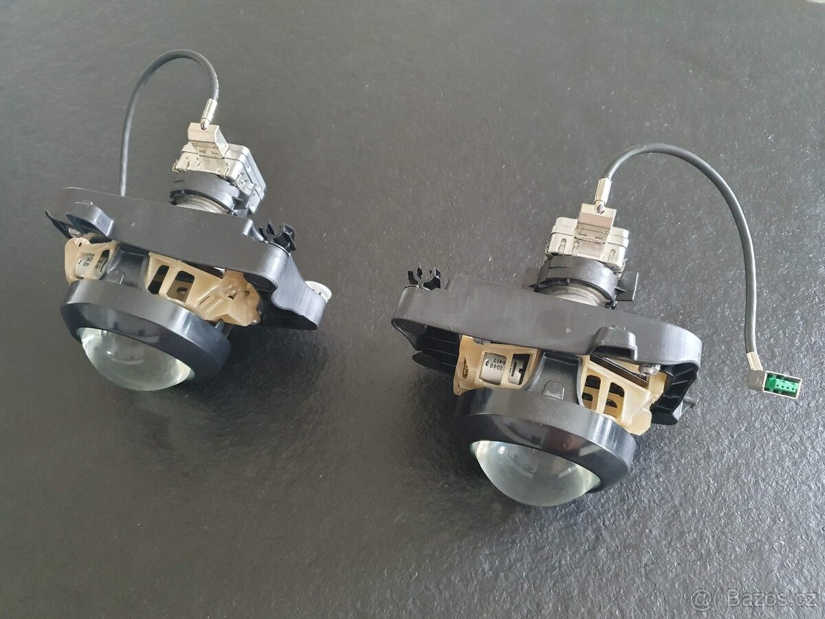 Xenonové výbojky originál D3S +rám +čočka,z Audi A5 B8 2007-