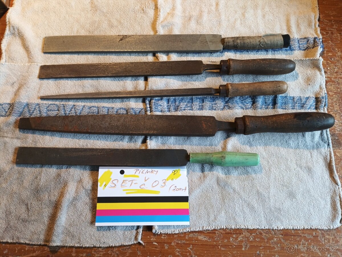 pilníky na ruční práci, set číslo 03 z pozůstalosti