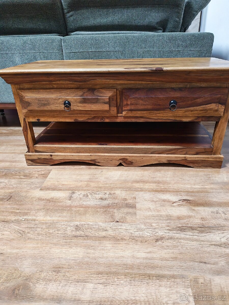 Konferenční stolek