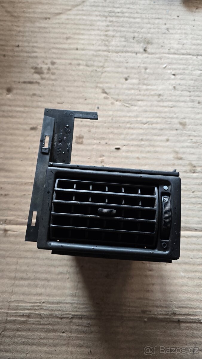 VW T4 mřížka ventilace