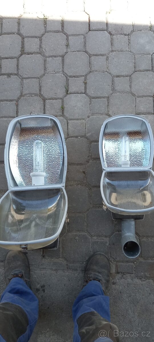 Venkovní výbojková svítidla ASTRA