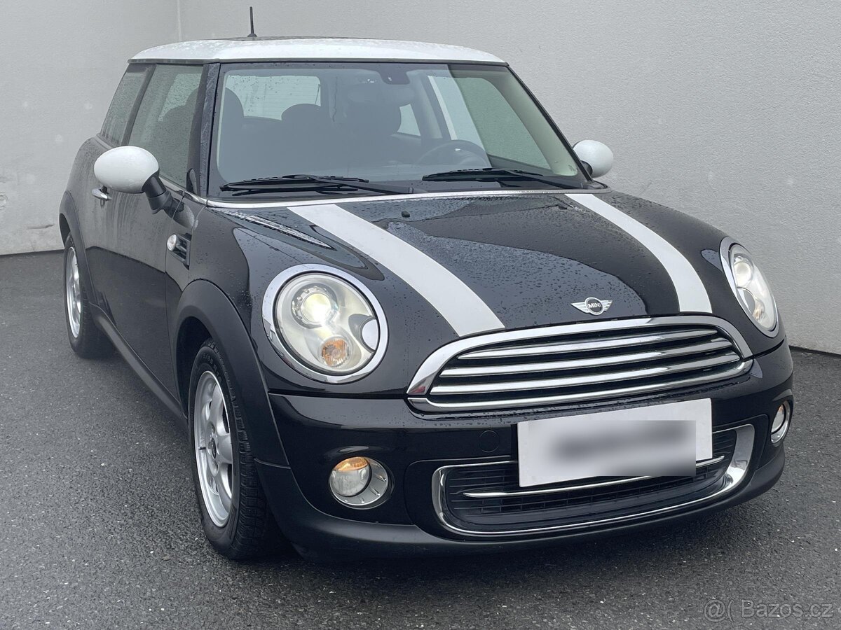 Mini Cooper 1.6i , 90 kW benzín, 2011