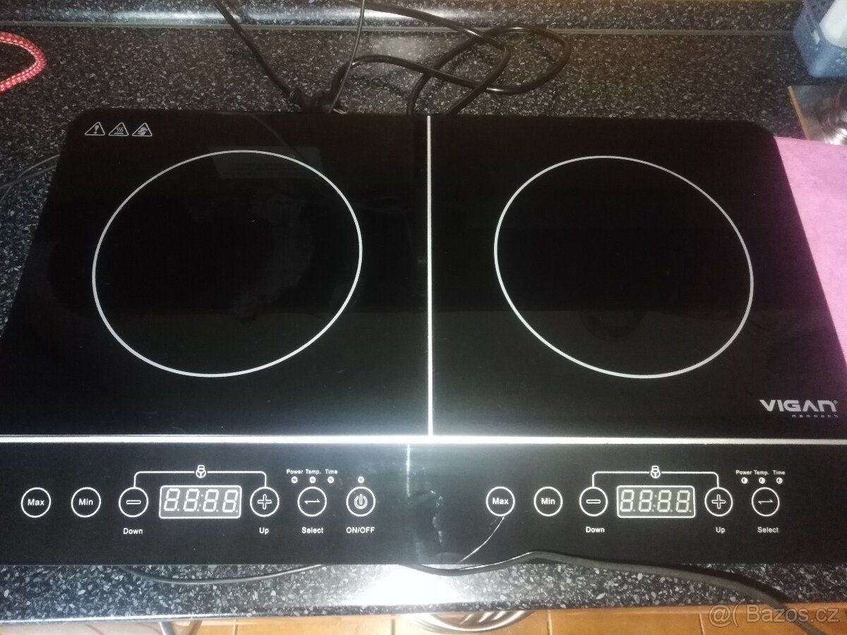 Indukční dvouplotynkovy vařič Vigan