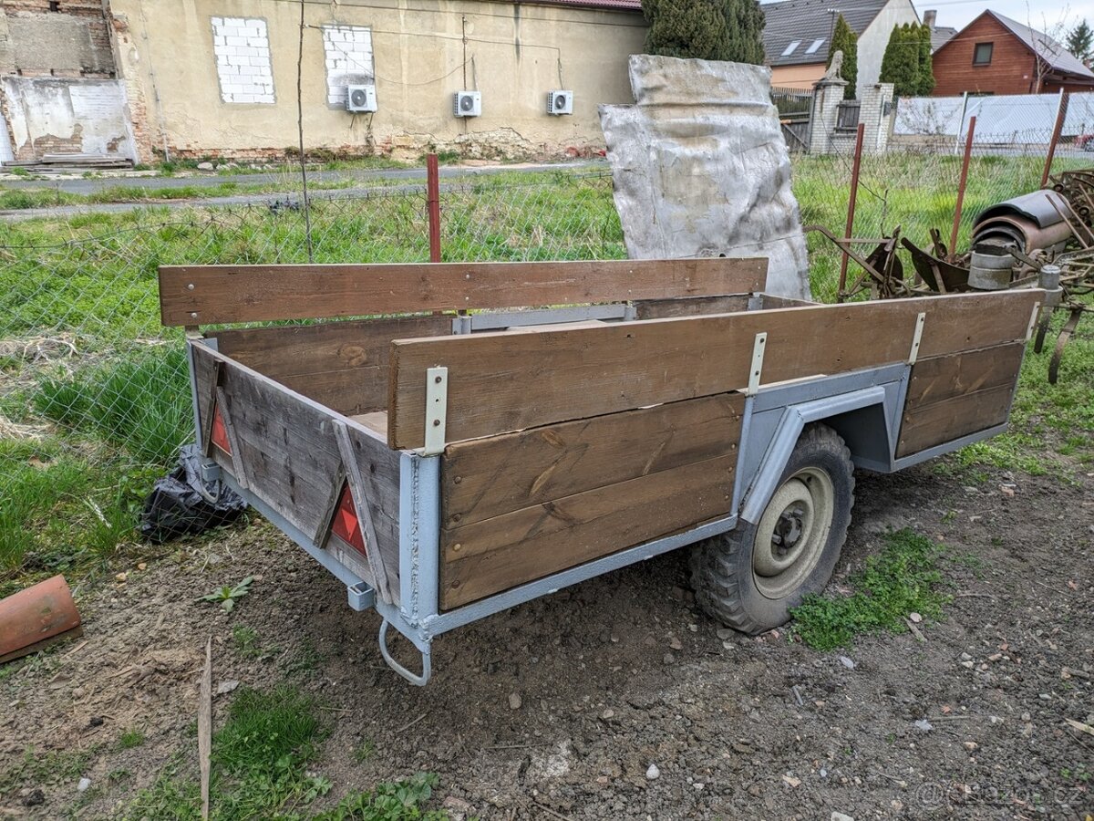 Přívěs za traktor / malotraktor