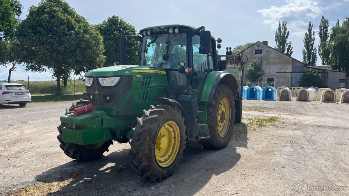 JOHN DEERE 6120 M 4X4
