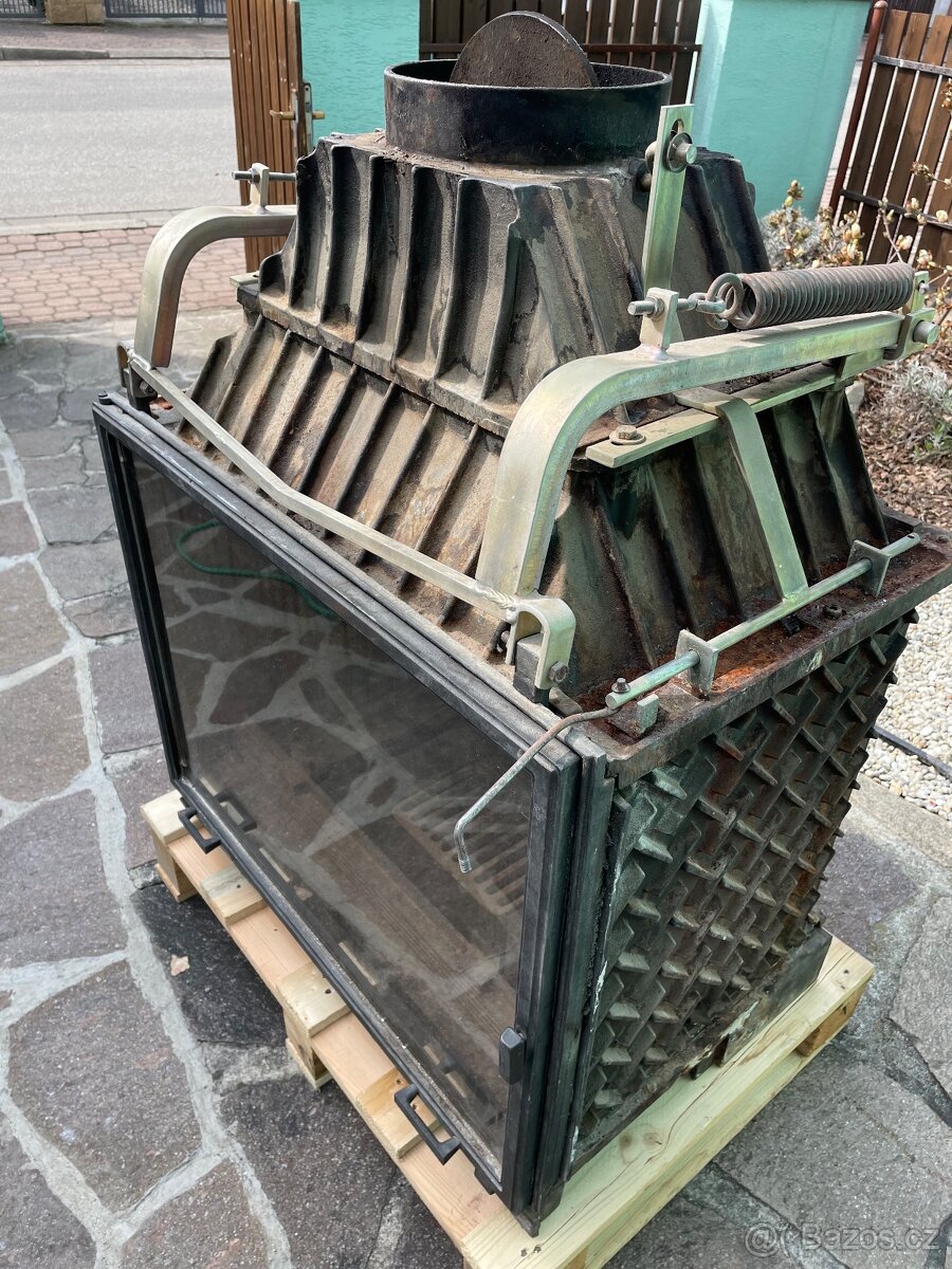 Litinový krb