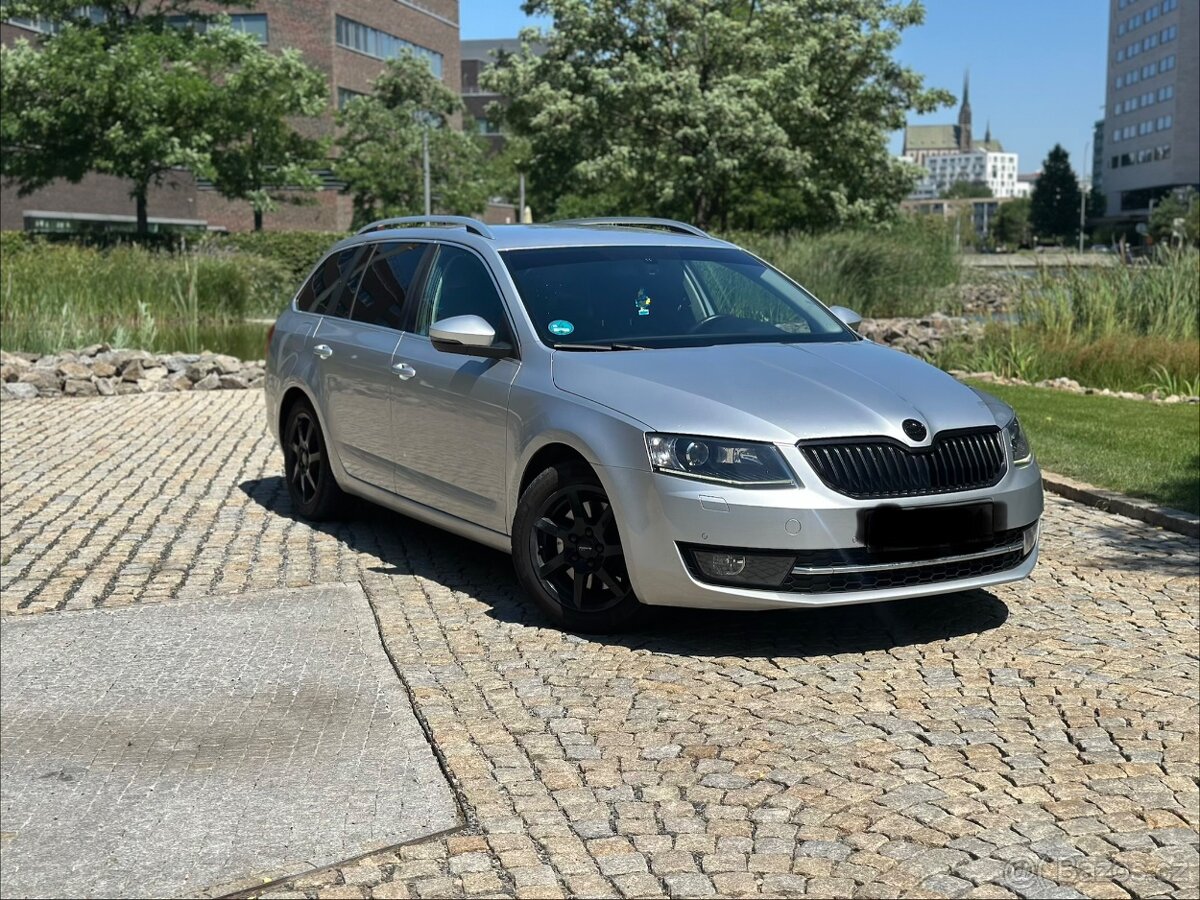 ŠKODA OCTAVIA 3 1.8 TSI 132KW DSG KŮŽE WEBASTO TAŽNÉ