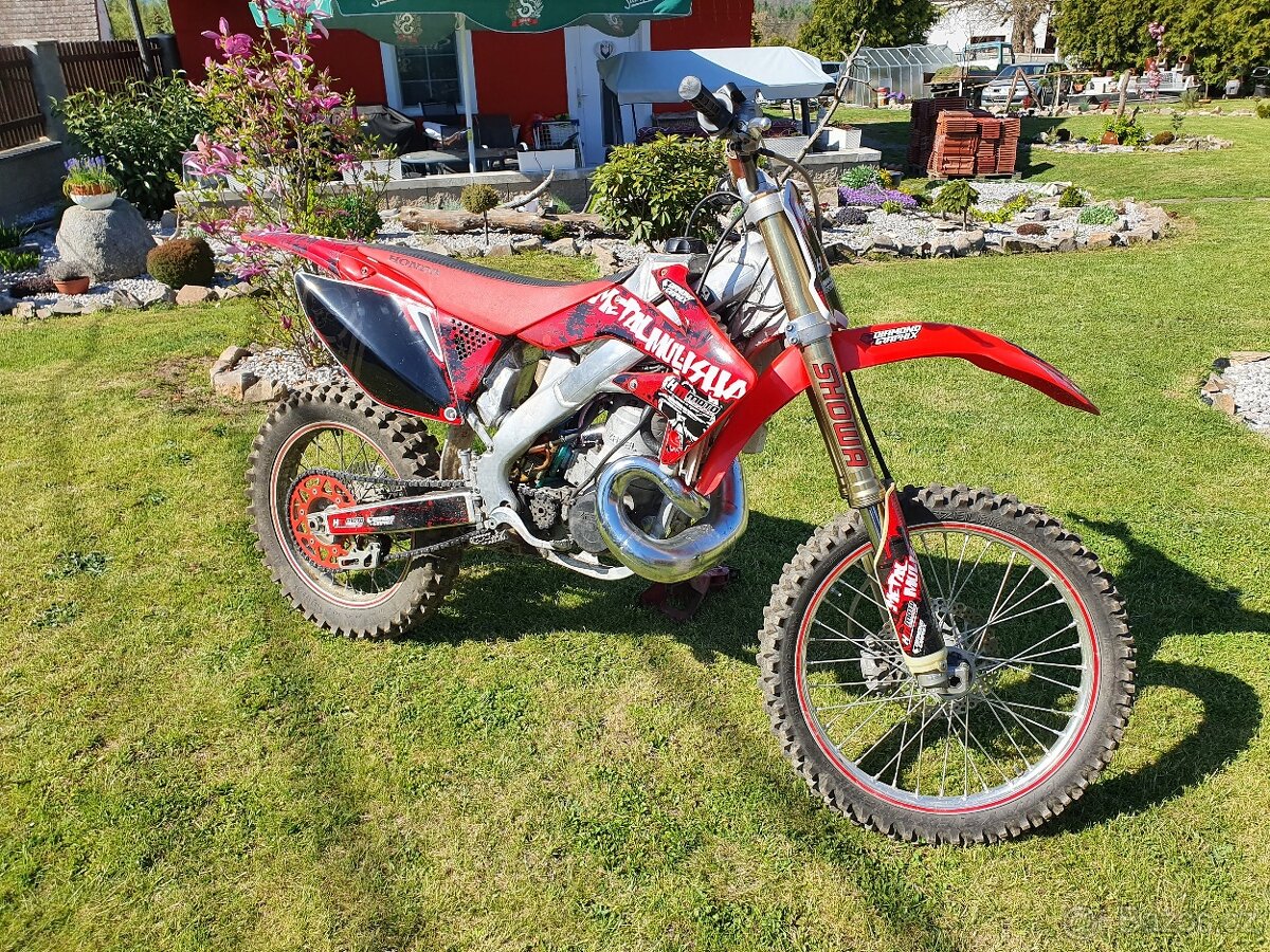 Honda CR 700 2T :-)
