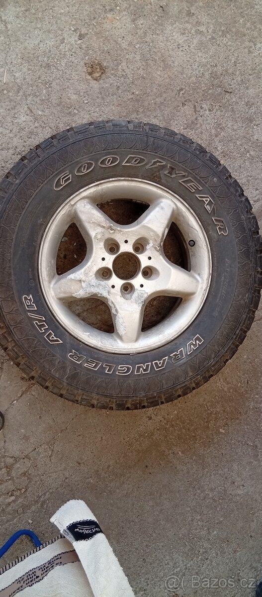 Náhradní kolo ML W163