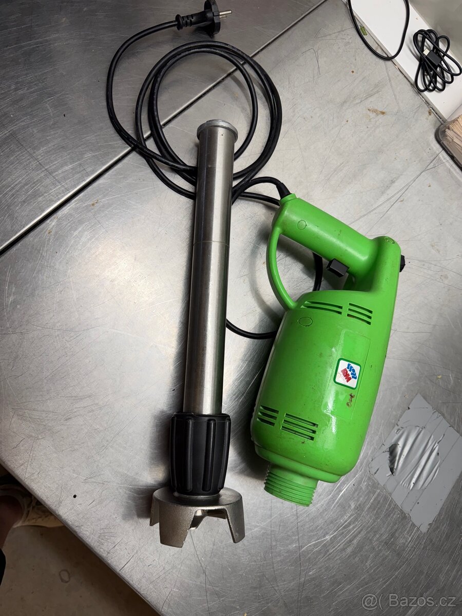 Ruční ponorný mixér PSP-900