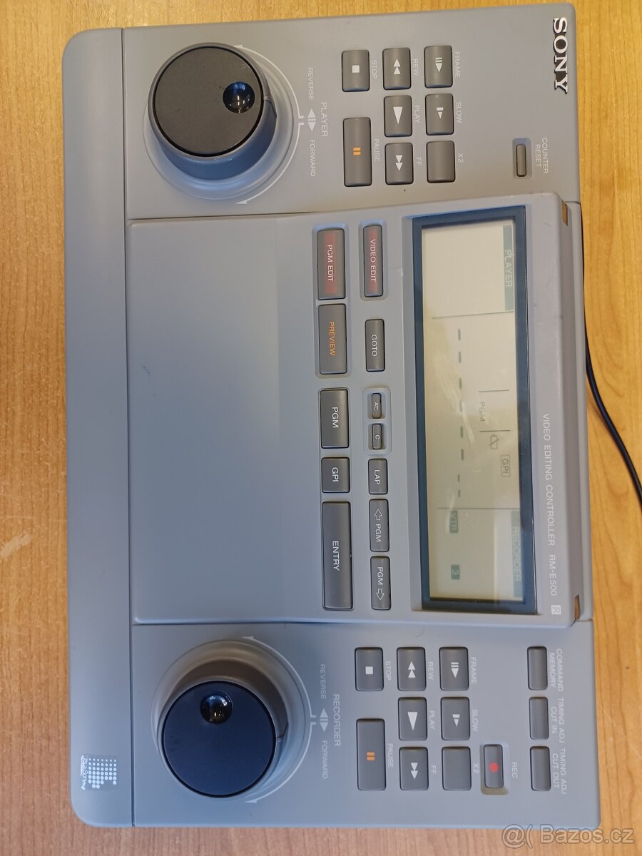 Sony RM E500 video editing controller, Editor pro úpravu vid