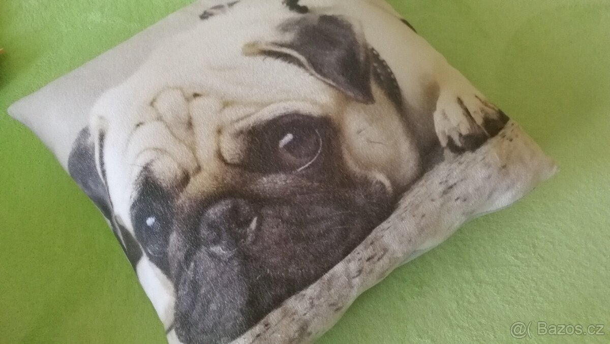 polštář mops