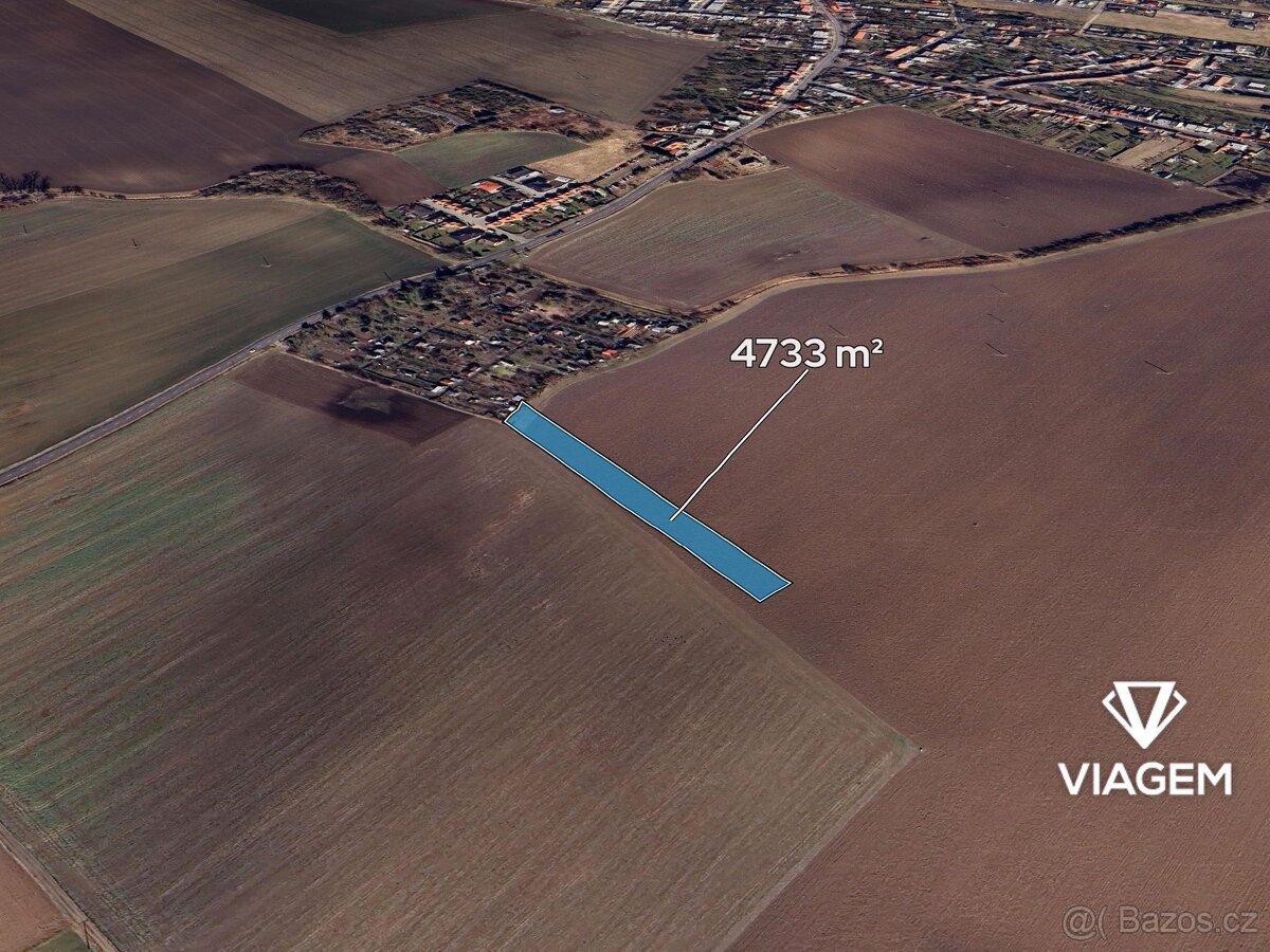Pole 4 733 m², Podíl 50 % o výměře 2 367 m²
