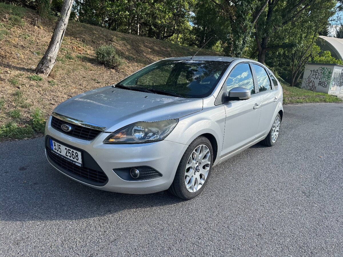 Ford Focus 1,6i 74KW, MANUÁL, KLIMA, TAŽNÉ, CENTRÁL