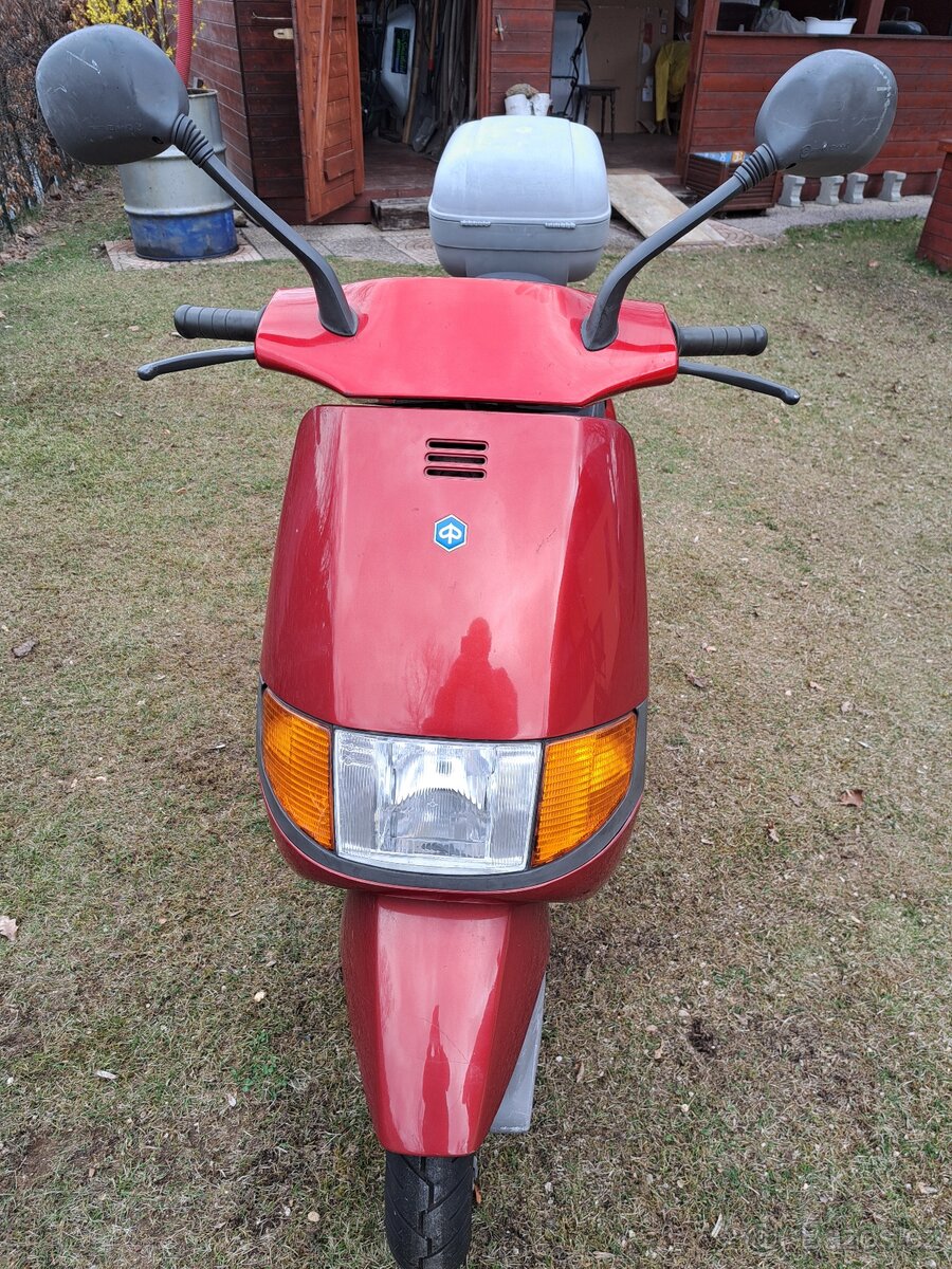 prodám skútr Piagio 50ccm