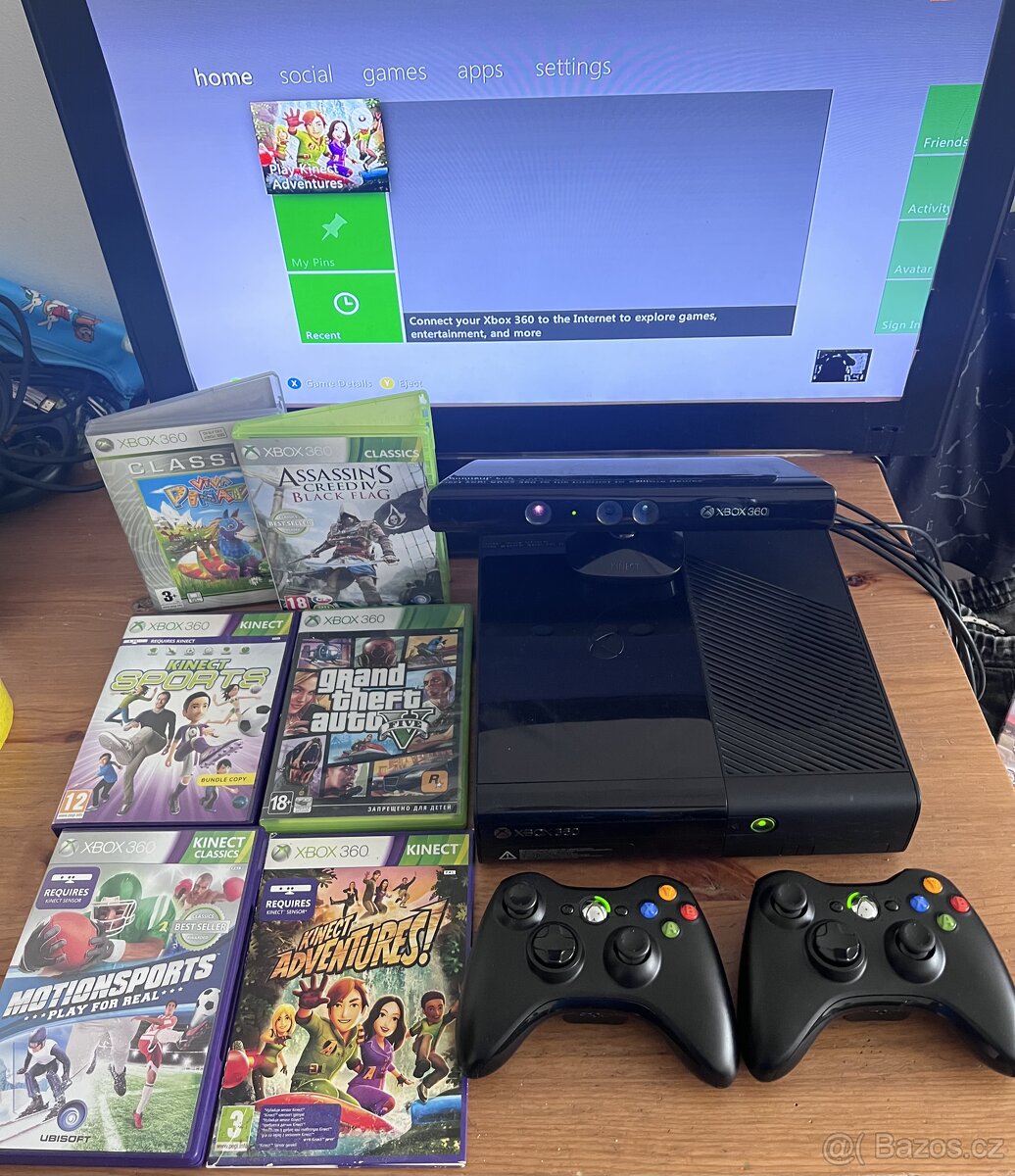 Xbox 360 E 500GB + hry a ovladače