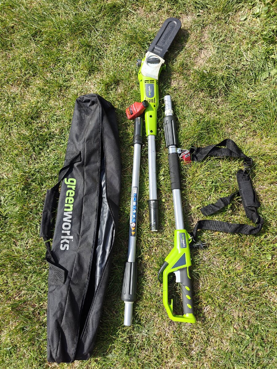 Prořezávač větví Greenworks 20147