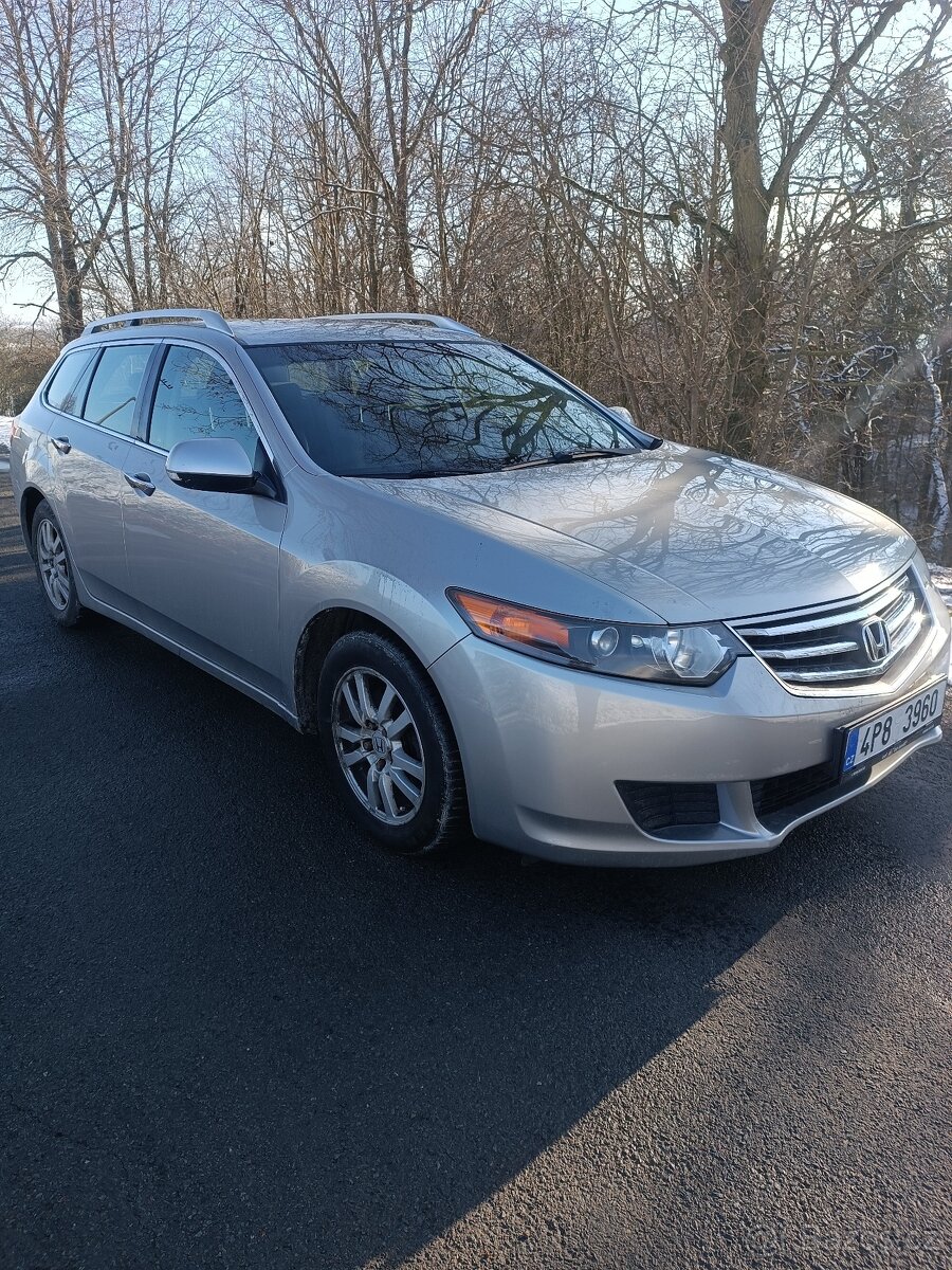 Honda Accord 2.0i 115kw