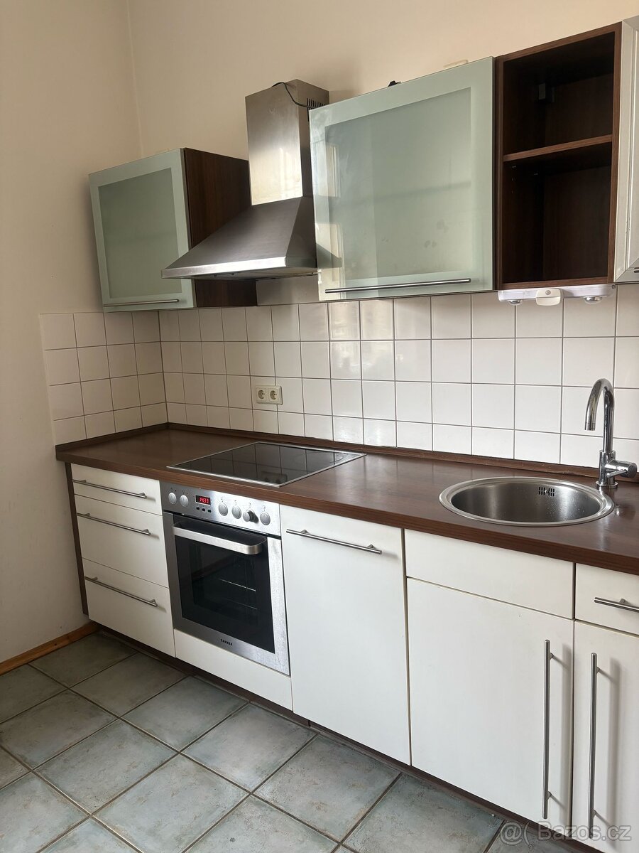 Kuchyňská linka Basic včetně všech spotřebičů