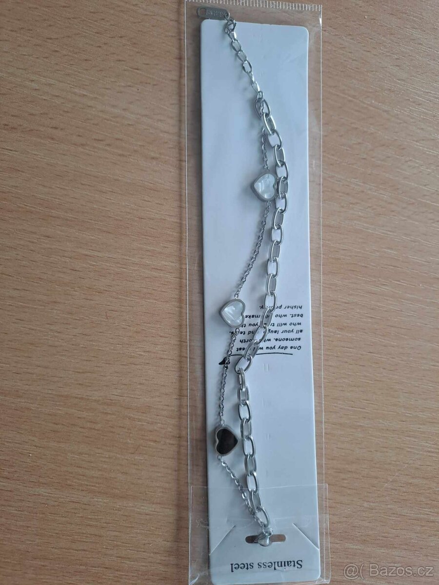 Náramek z chirurgické oceli