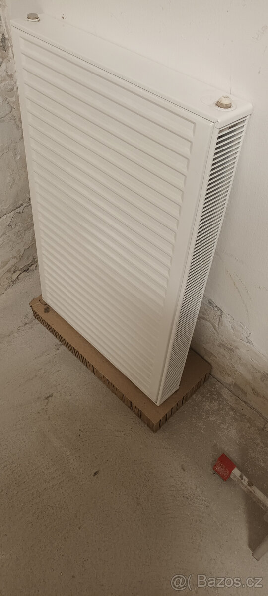 Nový Radik Korado Klasik VK22 š90cm