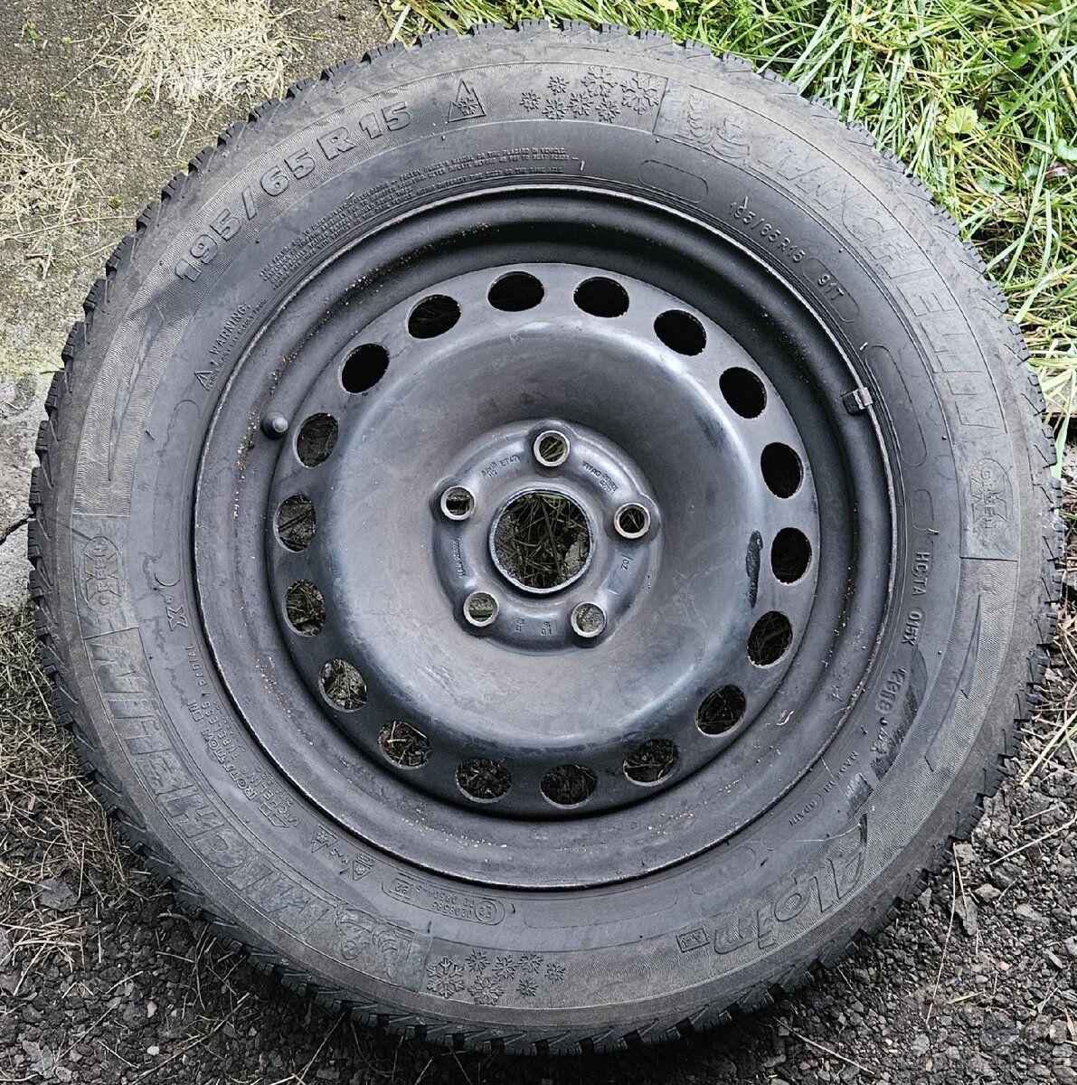 Zimni kola 195/65/15 5x112